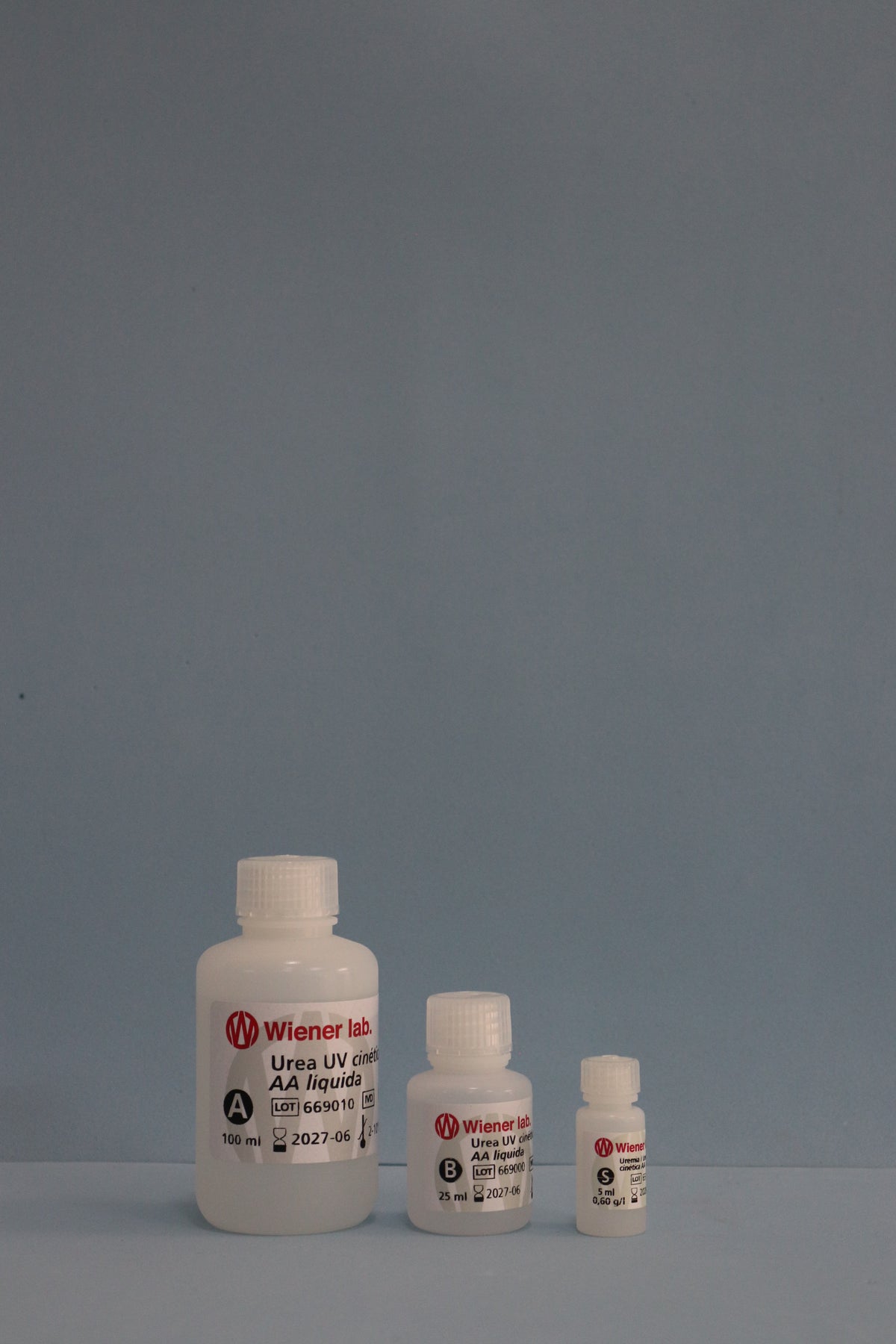 Urea Uv Cinética AA Liquida - 500 ml (4 X 100 ml + 4 X 25 ml) - 1810324 - Wiener